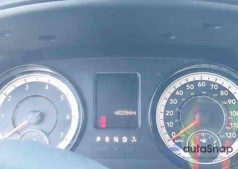 2022 Ram 1500 Classic Tradesman 4X4 6'4 Box z USA, uszkodzony, nr VIN 1C6RR7FG5NS163403